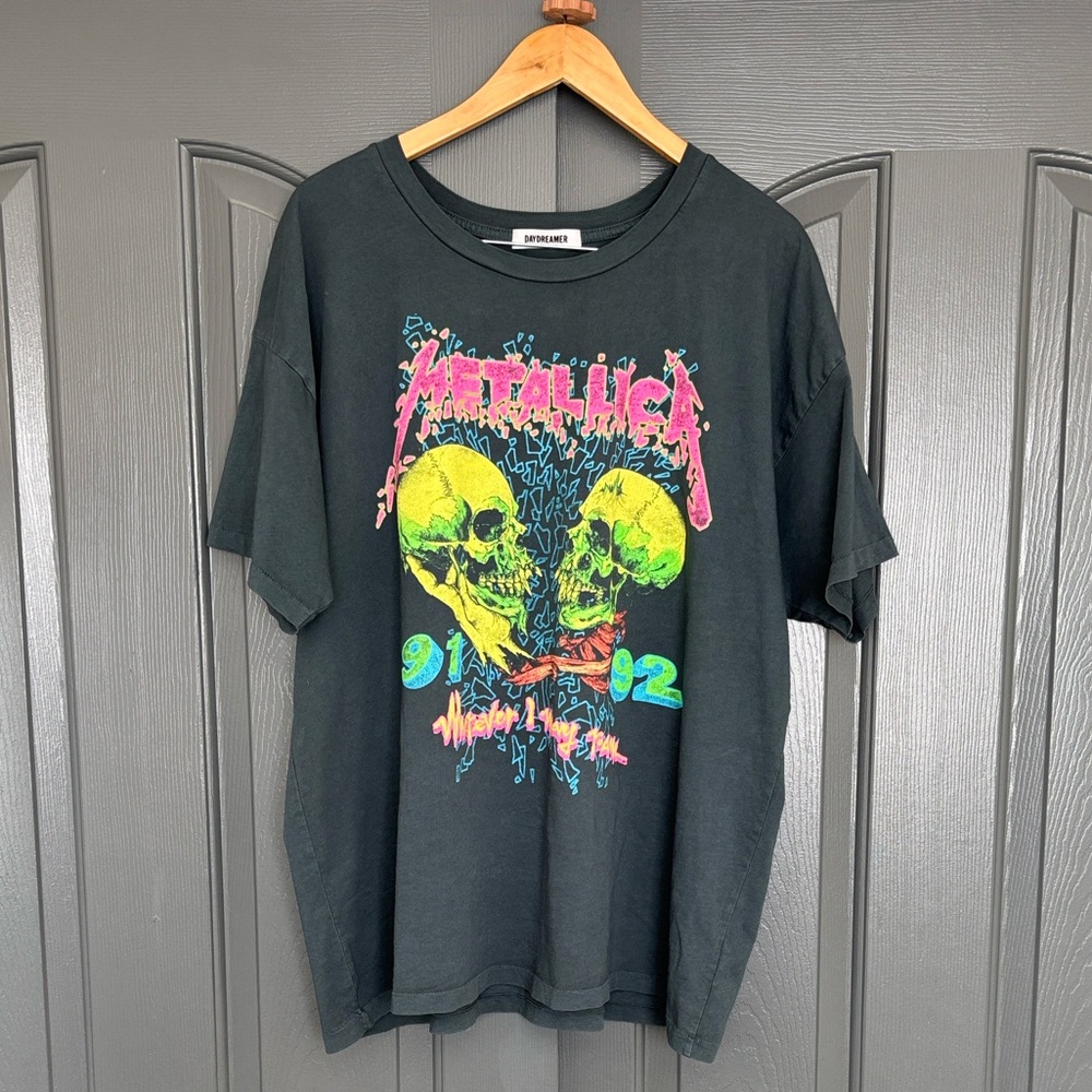 Metallica 🎸 Wherever I May Roam Daydreamer Tee
